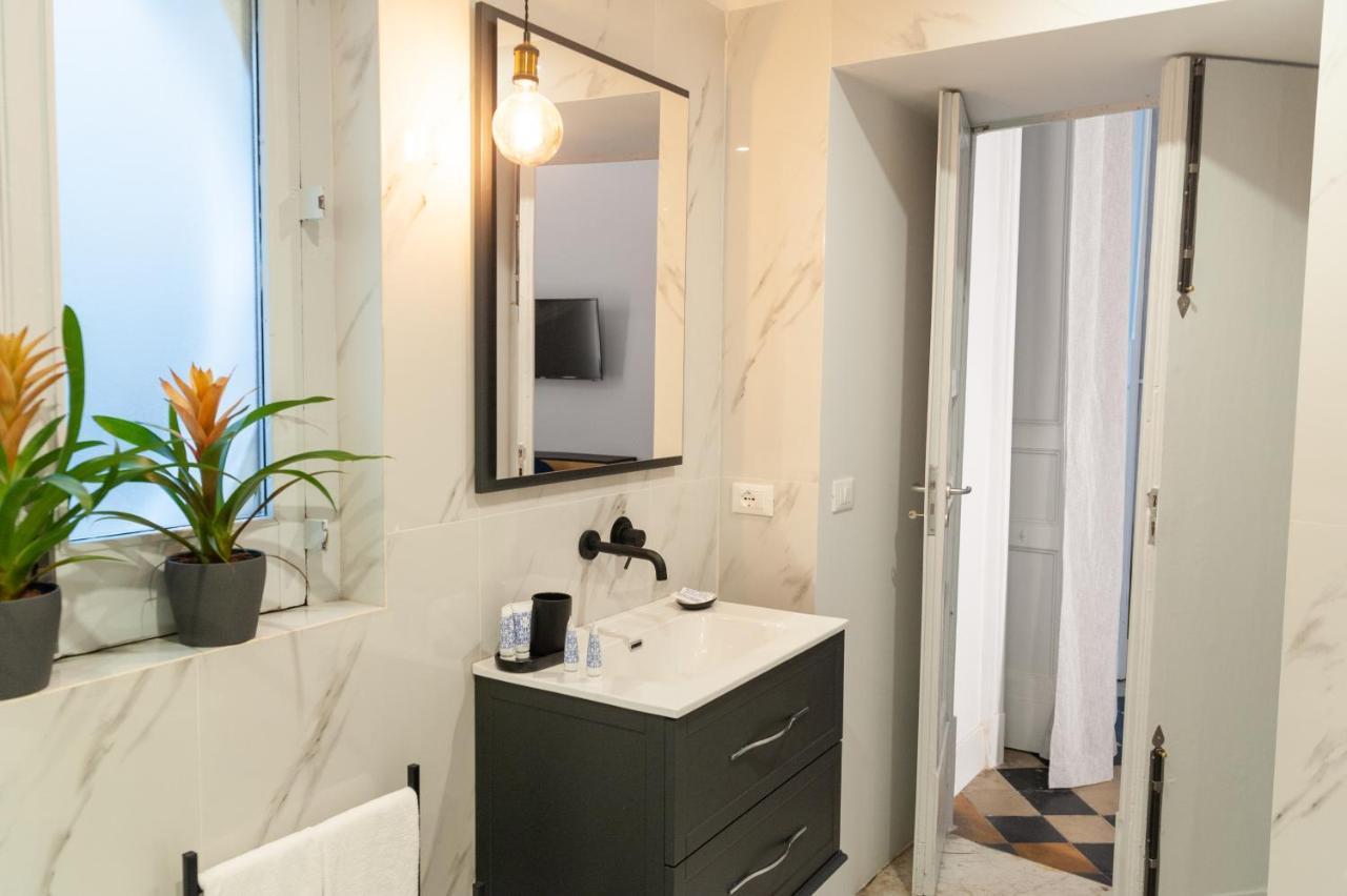 Catarina Suites - Centro Storico Катанія Екстер'єр фото